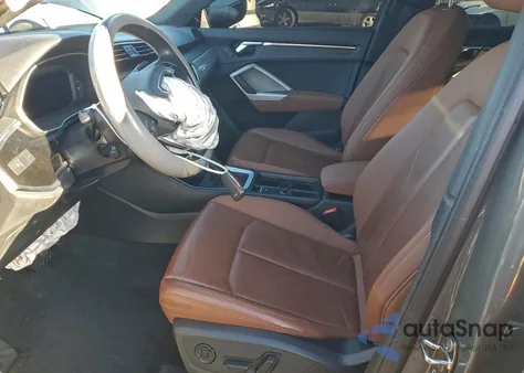 2021 Audi Q3 Premium S Line 45 z USA, uszkodzony, nr VIN WA1DECF3XM1029327